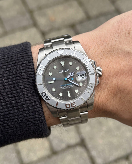 Rhodium Deep-Master on the wrist