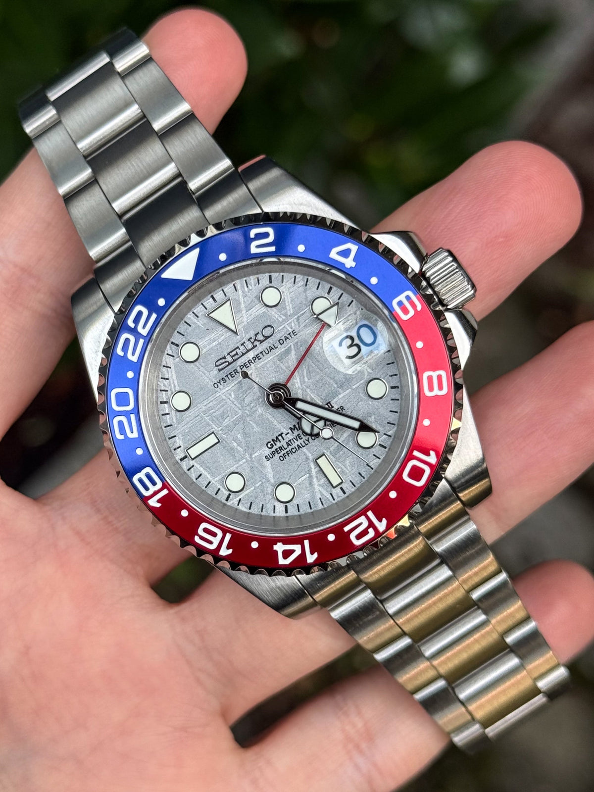 Meteorite GMT