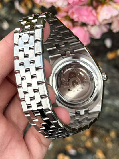 Blue Dial Land-Dweller
