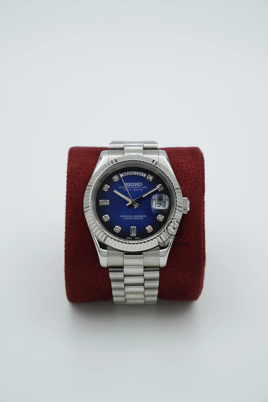 Blue Royal Dial