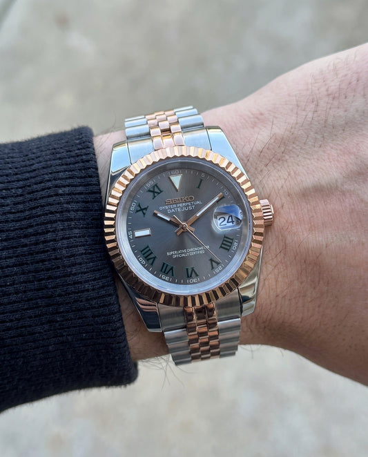 Rosegold Wimbledon Datejust on the wrist
